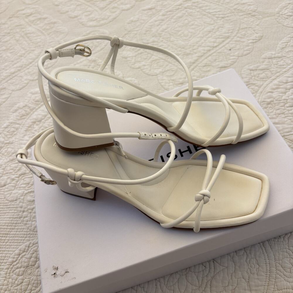 Marc Fisher Gurion - White Strappy Knot Ankle Buckle Size 9.5 Bridal Cream
